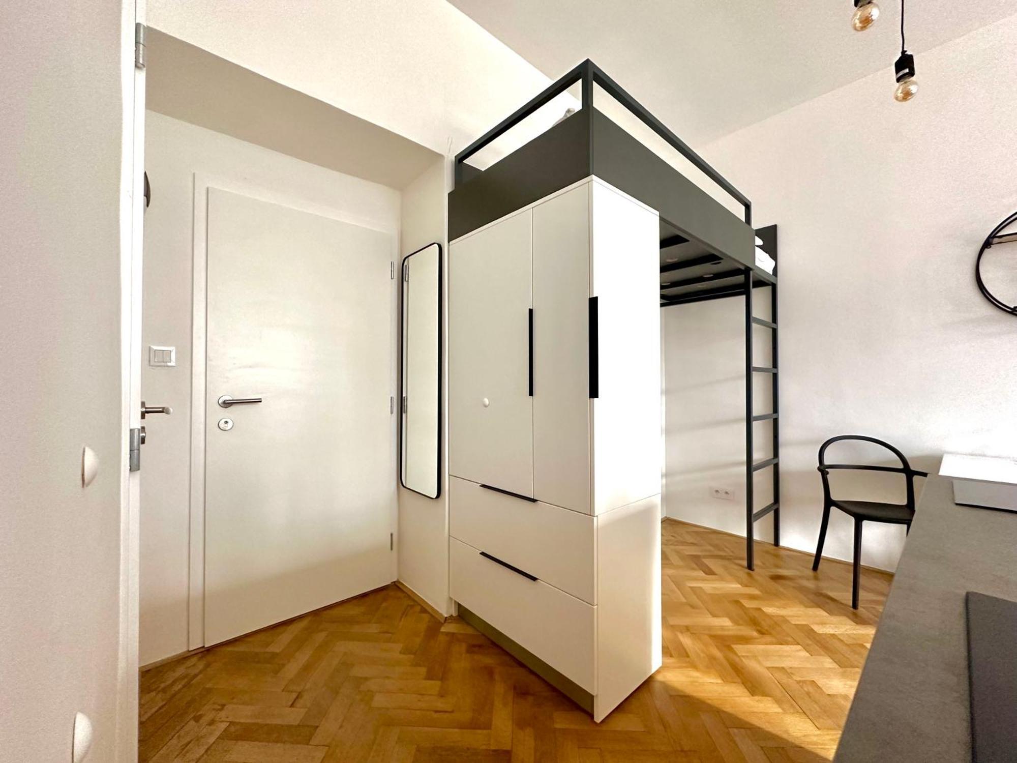 ברנו Botanique Rooms With Sauna By Homester מראה חיצוני תמונה